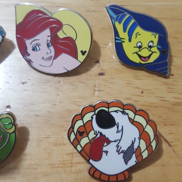 Disney Little Mermaid Seashell Hidden Mickey Pins - Picture 4 of 5